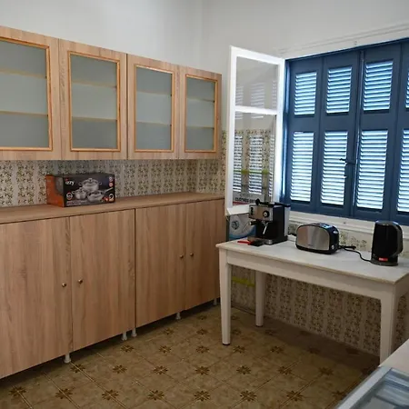 Case de vacanță Two Lemons & Two Balcony Apartments *